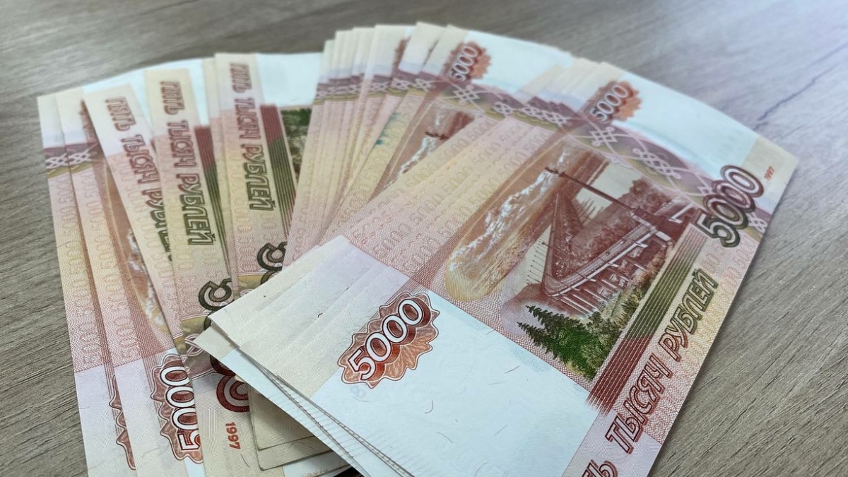 В Архангельске директор микрокредитной компании присвоил 7 млн рублей за 2 года банк