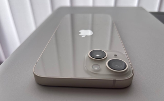 Сбербанк вновь разрешает оплату без контакта через iPhone: создан российский аналог Apple Pay Сбербанк вновь разрешает оплату без контакта через iPhone: создан российский аналог Apple Pay