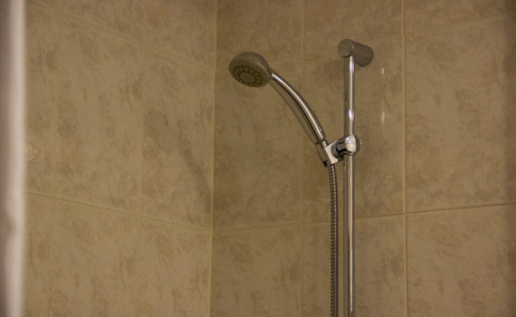 Полный релакс за 15 минут: зачем японцы засунули человека в стиральную машину