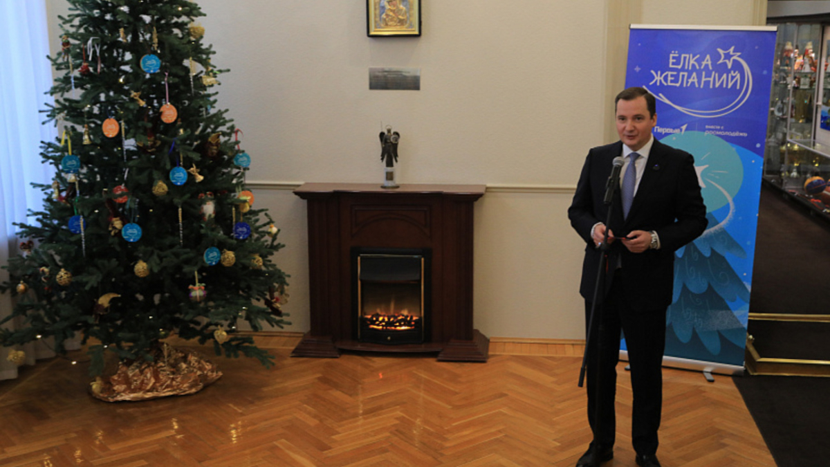 Губернатор Архангельской области и члены правительства региона стали участниками “Ёлки желаний” пресс-службы Губернатора и правительства АО
