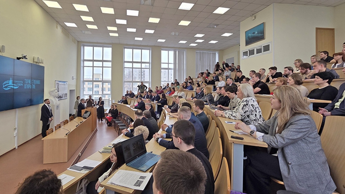 Специалисты Севмаша приняли участие в молодежном форуме “Горизонты Севера” Т.Кабанцевой / пресс-служба предприятия ОСК Севмаш